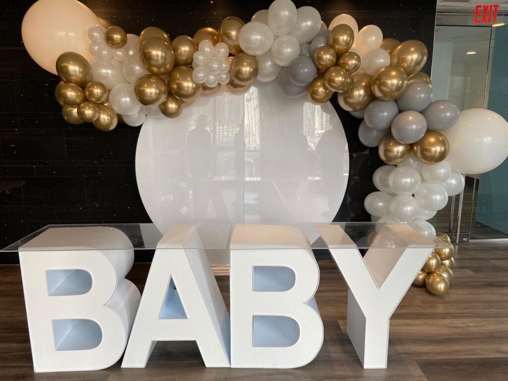 balloon decor with marquee decor in North York