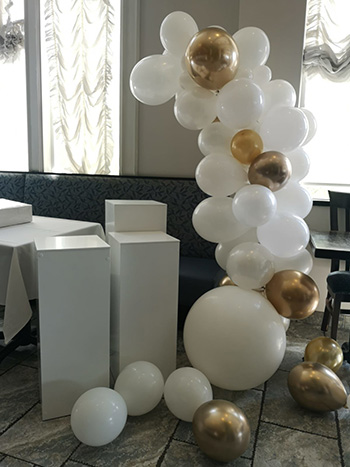 balloon decor with pedestals in Toronto