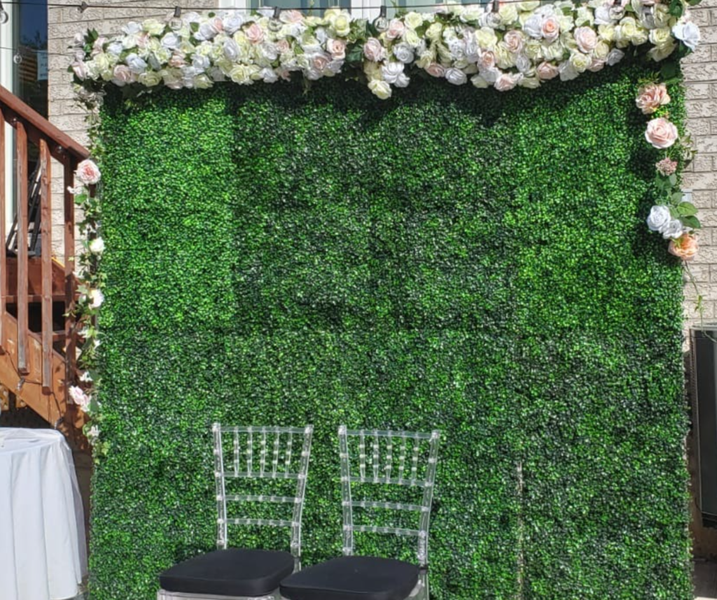 green boxwood flower wall rental in Mississauga